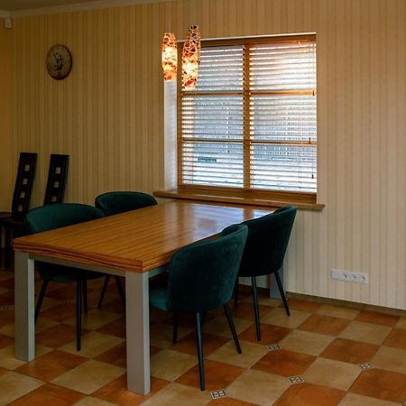 Bash Village House Ventspils Buitenkant foto