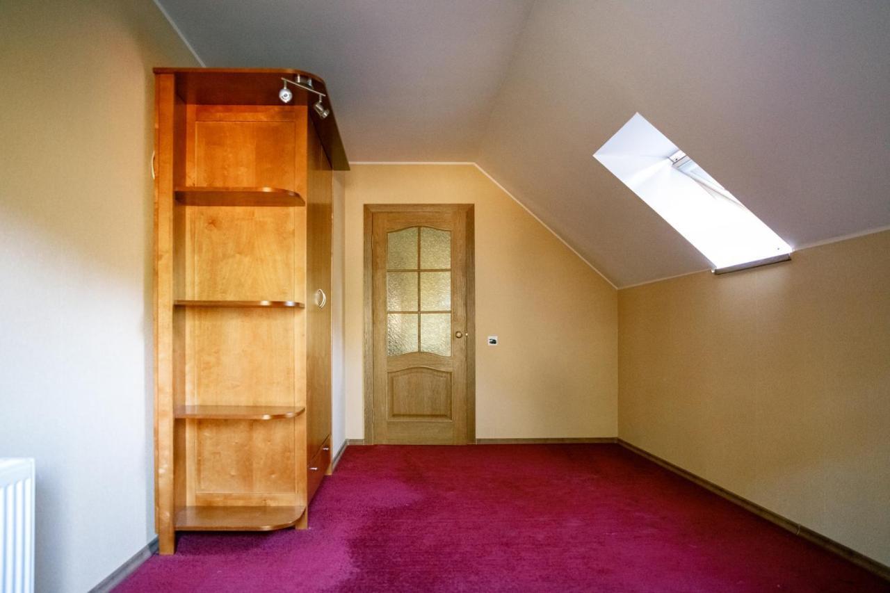 Bash Village House Ventspils Buitenkant foto